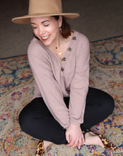 Load image into Gallery viewer, Waffle Weave 4-button sweater